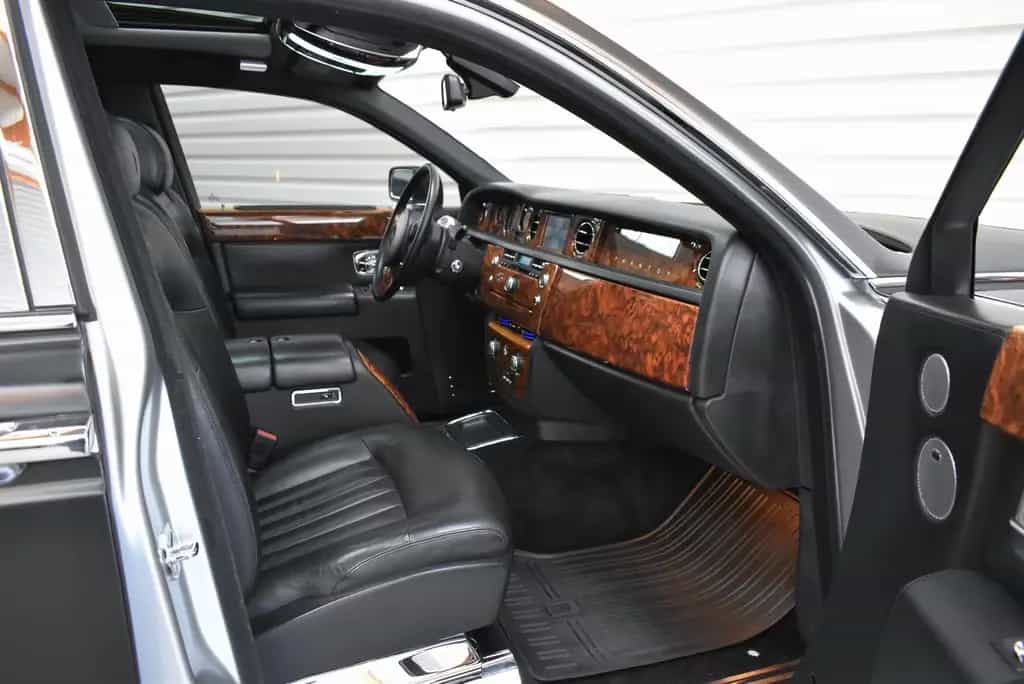 Rolls-Royce Phantom 6.7 V12+Bi-Xenon+Schiebedach+Lexicon 01/2006-photo-15