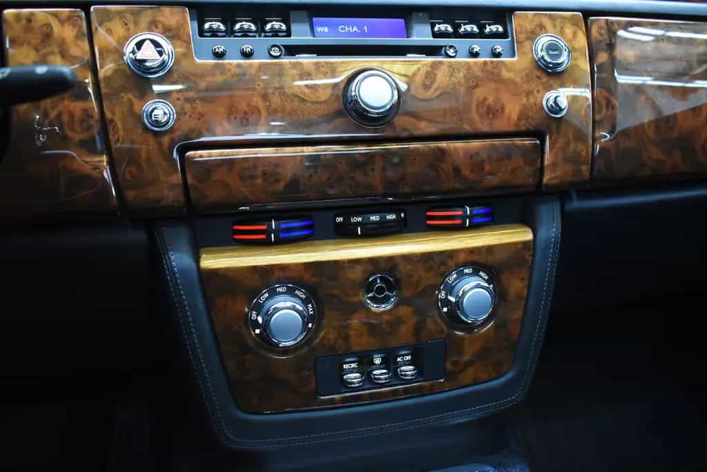Rolls-Royce Phantom 6.7 V12+Bi-Xenon+Schiebedach+Lexicon 01/2006-photo-23