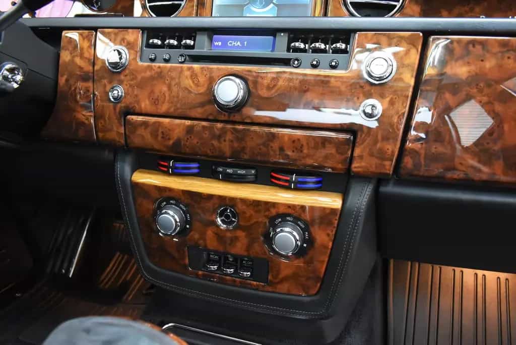 Rolls-Royce Phantom 6.7 V12+Bi-Xenon+Schiebedach+Lexicon 01/2006-photo-27