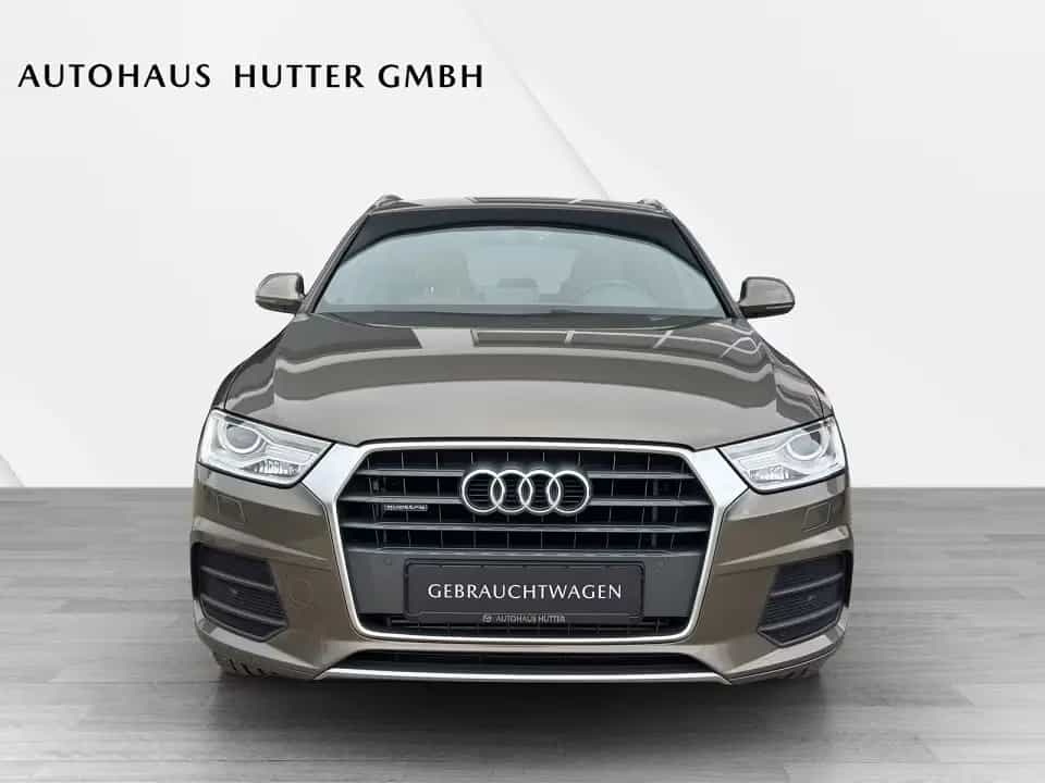 Audi Q3 2.0 TFSI quattro design 11/2015-photo-1