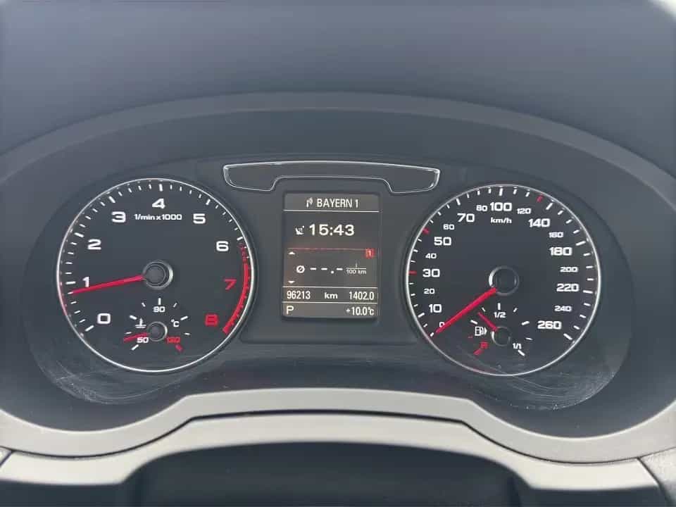Audi Q3 2.0 TFSI quattro design 11/2015-photo-6