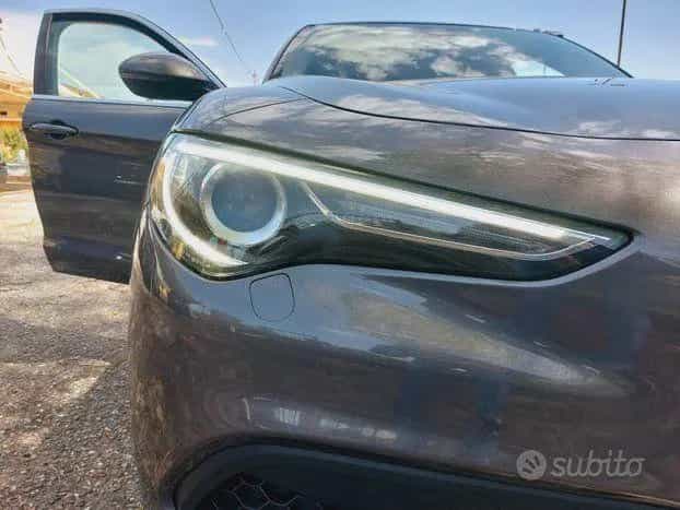 Alfa Romeo Stelvio 2.2 160 CV AT8 Business - 202 01/2021-photo-3