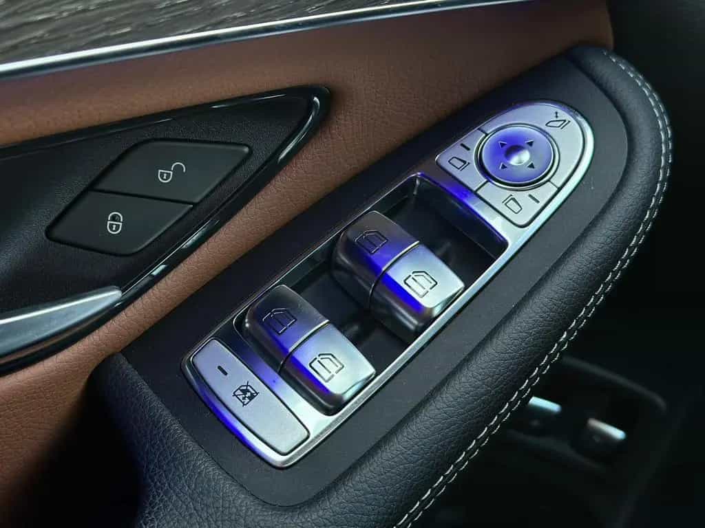 Mercedes-Benz GLC 200 GLC200 AMG 4M* NIGHT#LEDER#SPUR#SHZ#NAVI#PDC#AHK 11/2019-photo-30