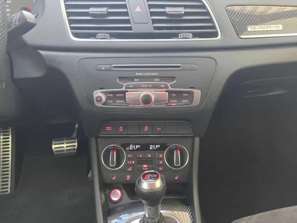 Audi RSQ3 RS Q3 2.5 TFSI quattro performance 06/2016-photo-40