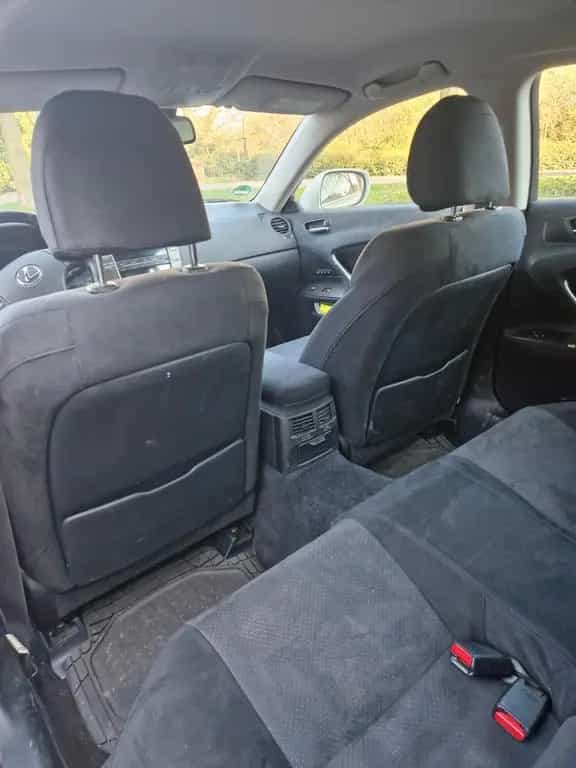 Lexus IS 220 d - fahrtüchtig und gepflegt 05/2009-photo-13
