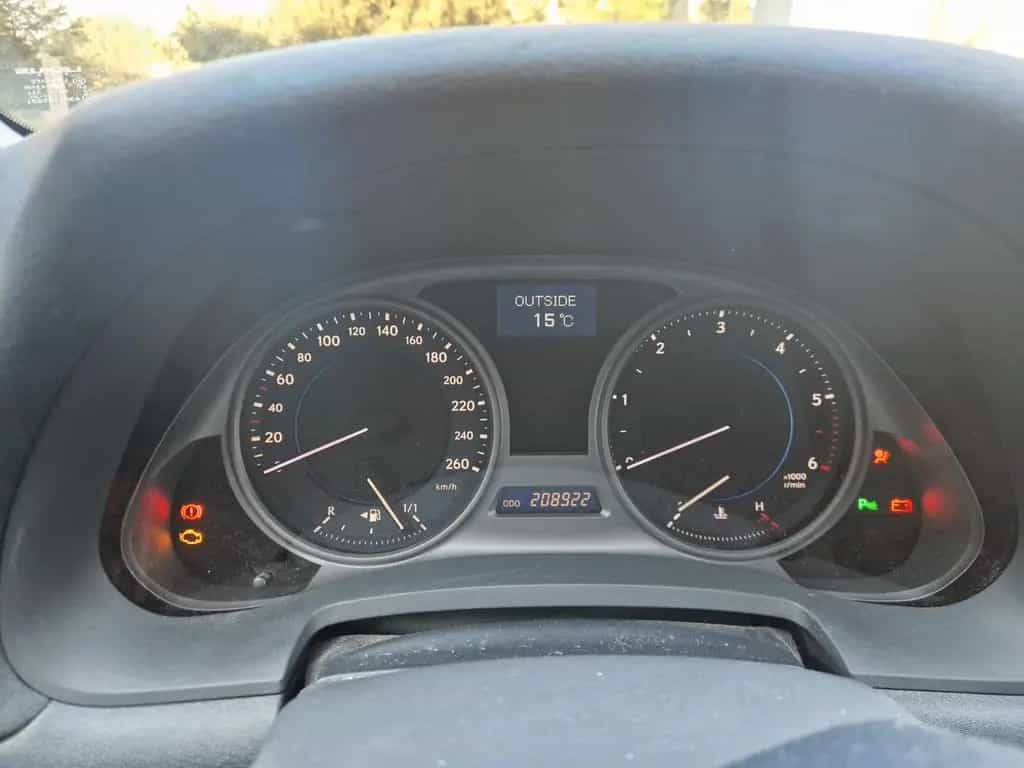 Lexus IS 220 d - fahrtüchtig und gepflegt 05/2009-photo-9