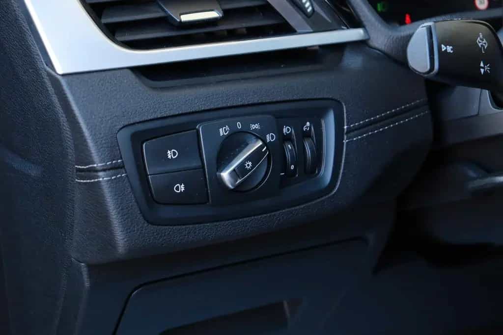 BMW X1 xDrive 20 d xLine *2.Hd*LED*8 Räder*PDC* 10/2021-photo-13