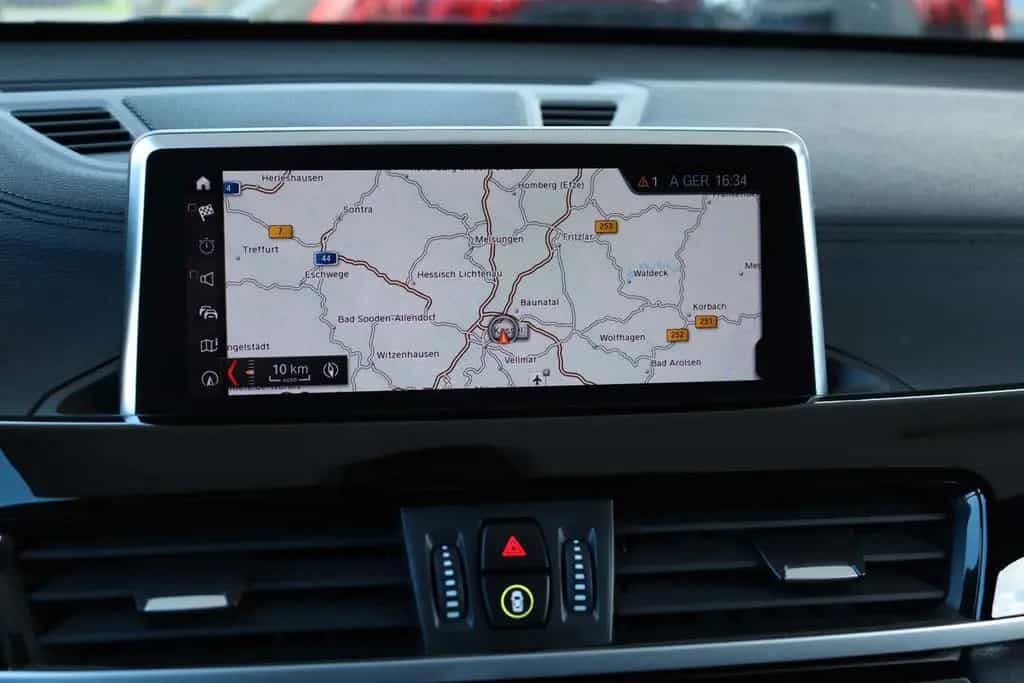BMW X1 xDrive 20 d xLine *2.Hd*LED*8 Räder*PDC* 10/2021-photo-25