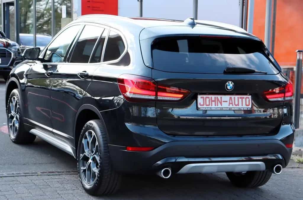 BMW X1 xDrive 20 d xLine *2.Hd*LED*8 Räder*PDC* 10/2021-photo-9