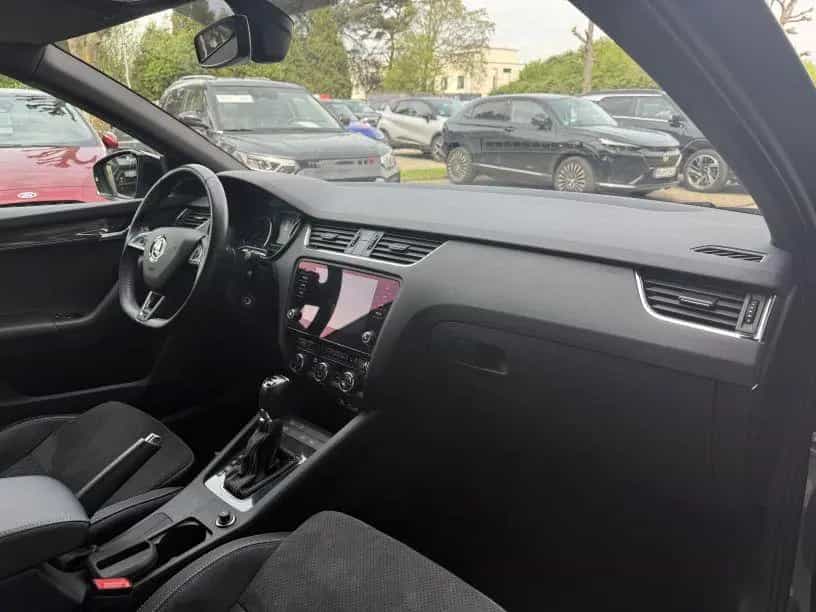 Skoda Octavia TSI RS 2.0 Combi +Navi+CarPlay+Totwinkel 05/2019-photo-13