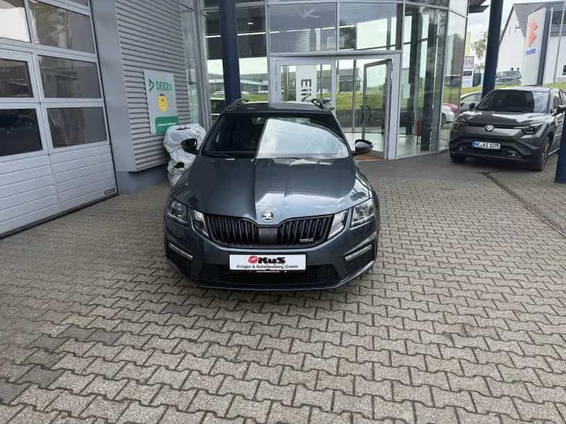 Skoda Octavia TSI RS 2.0 Combi +Navi+CarPlay+Totwinkel 05/2019-photo-2
