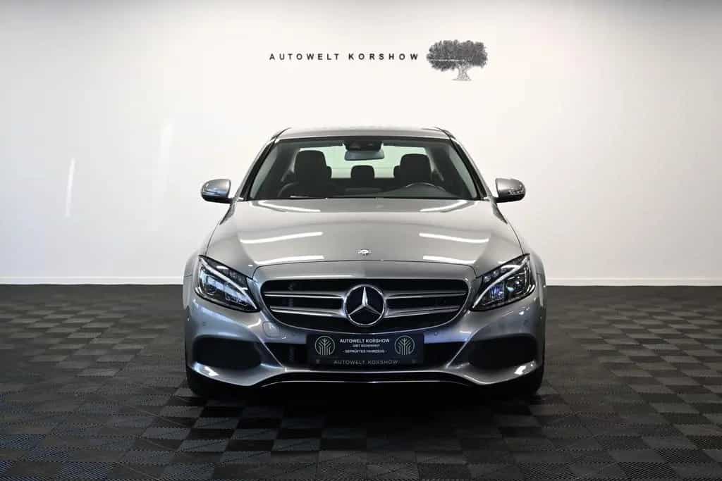 Mercedes-Benz C-Class 180 *LED *AHK *2-ZONEN *SHZ *KAMERA *AMBIENTE 05/2016-photo-1