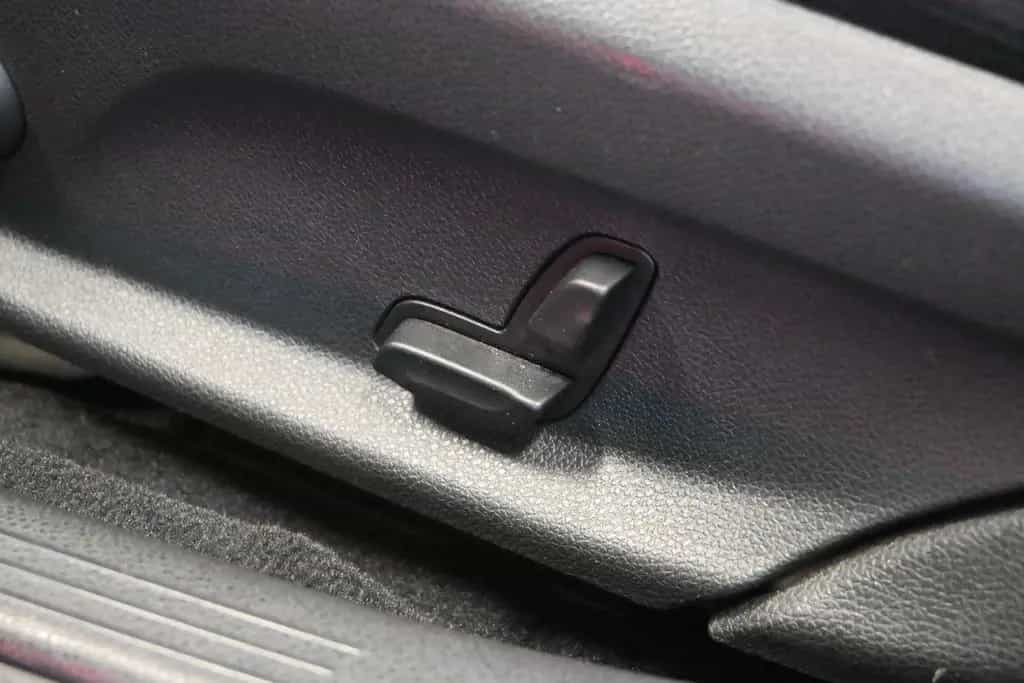 Mercedes-Benz C-Class 180 *LED *AHK *2-ZONEN *SHZ *KAMERA *AMBIENTE 05/2016-photo-19