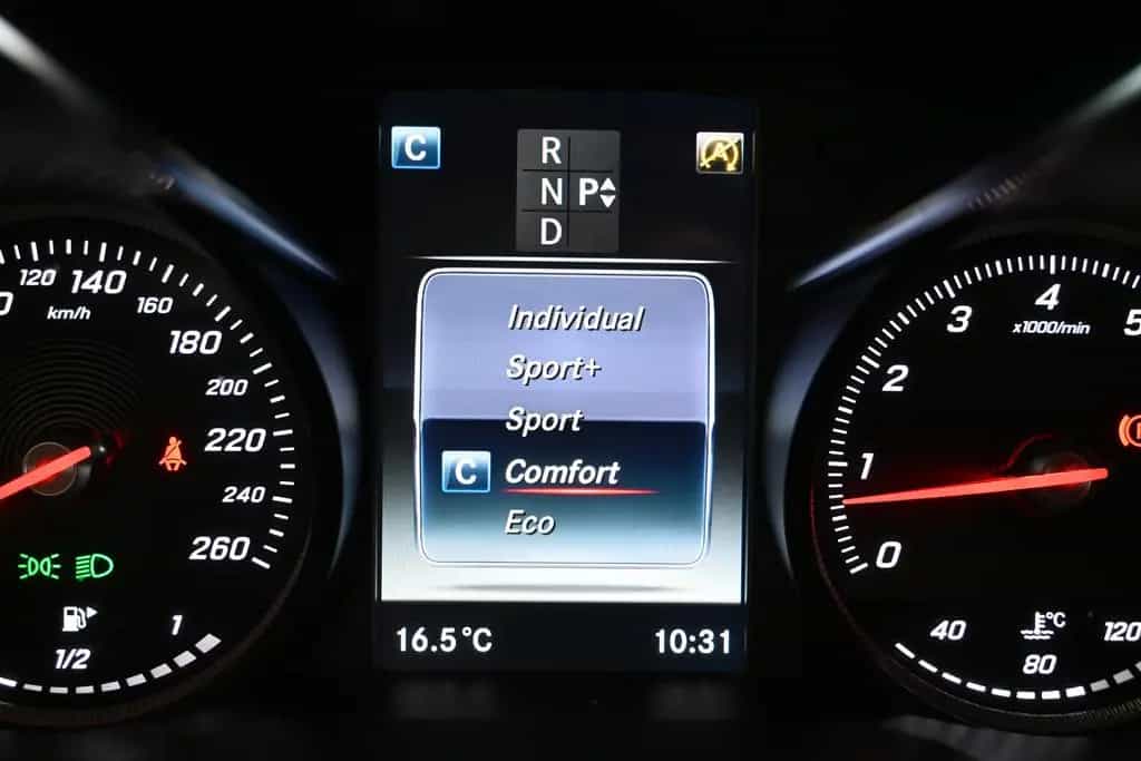 Mercedes-Benz C-Class 180 *LED *AHK *2-ZONEN *SHZ *KAMERA *AMBIENTE 05/2016-photo-26