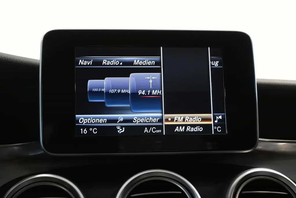 Mercedes-Benz C-Class 180 *LED *AHK *2-ZONEN *SHZ *KAMERA *AMBIENTE 05/2016-photo-32