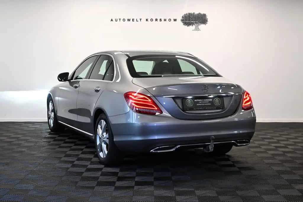 Mercedes-Benz C-Class 180 *LED *AHK *2-ZONEN *SHZ *KAMERA *AMBIENTE 05/2016-photo-9