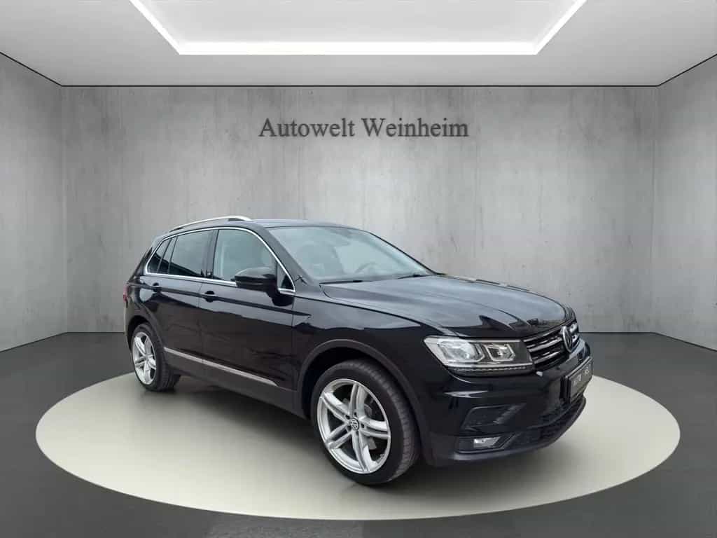 Volkswagen Tiguan °SOUND°4MOTION°AUT°LED°NAV°KAM° 09/2017-photo-0