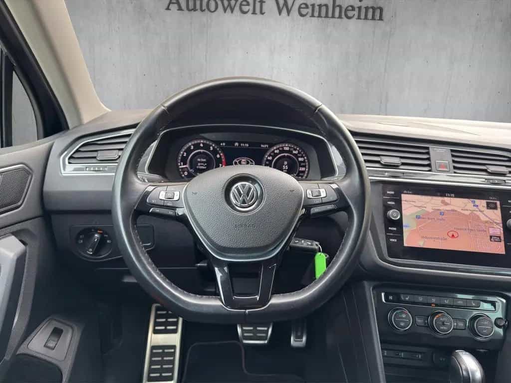 Volkswagen Tiguan °SOUND°4MOTION°AUT°LED°NAV°KAM° 09/2017-photo-18