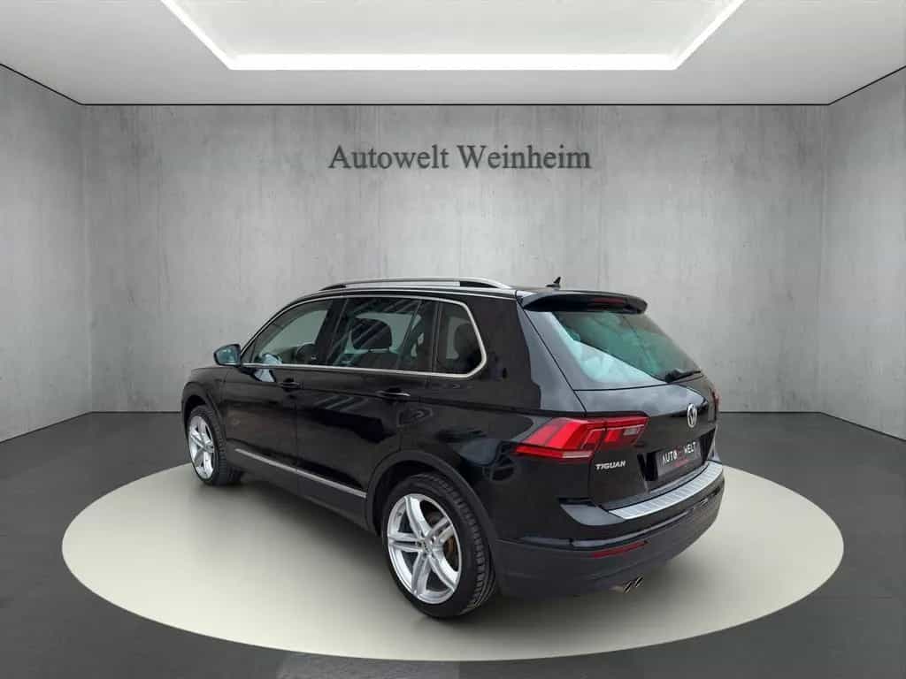 Volkswagen Tiguan °SOUND°4MOTION°AUT°LED°NAV°KAM° 09/2017-photo-5
