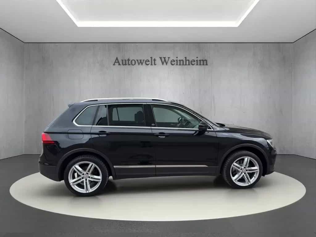 Volkswagen Tiguan °SOUND°4MOTION°AUT°LED°NAV°KAM° 09/2017-photo-6