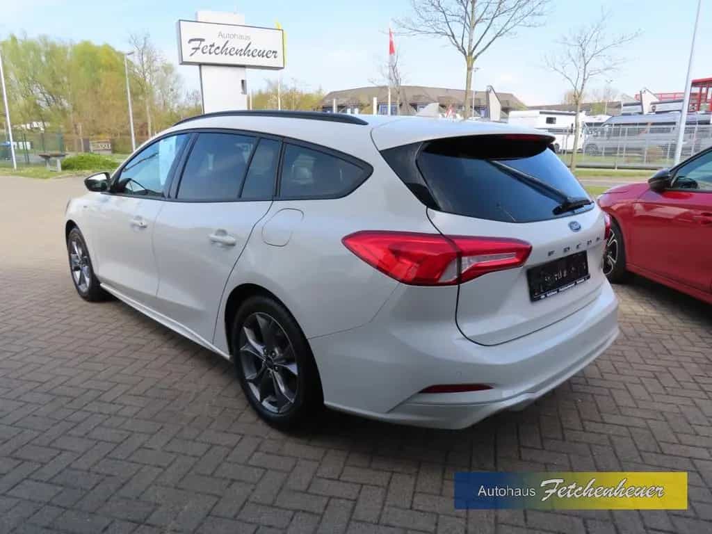 Ford Focus Turn. ST-Line NAVI+LED+RFK+ACC+HuD+DAB+GJR 09/2021-photo-2