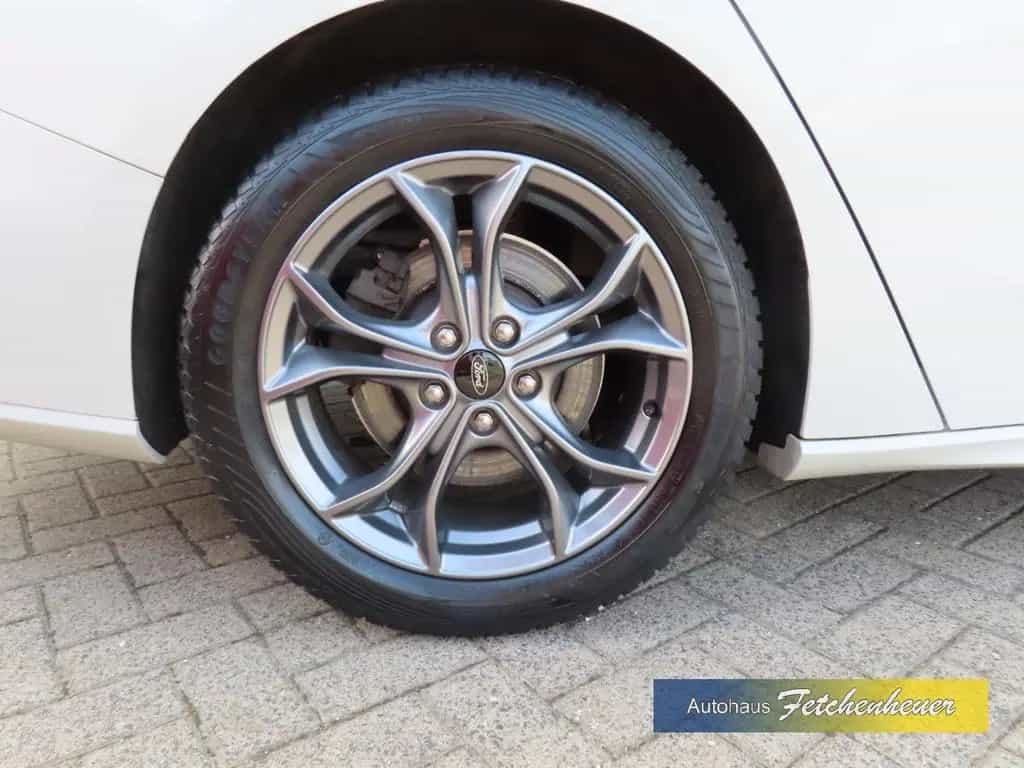 Ford Focus Turn. ST-Line NAVI+LED+RFK+ACC+HuD+DAB+GJR 09/2021-photo-6