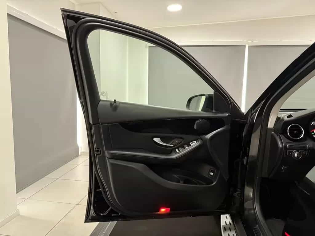 Mercedes-Benz GLC 250 4Matic AMG-LINE*KAMERA*LED*NAVI* 08/2018-photo-12