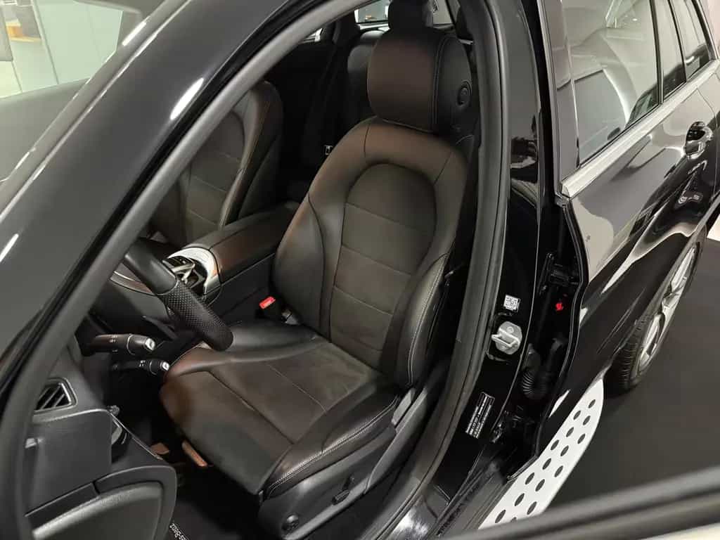 Mercedes-Benz GLC 250 4Matic AMG-LINE*KAMERA*LED*NAVI* 08/2018-photo-16