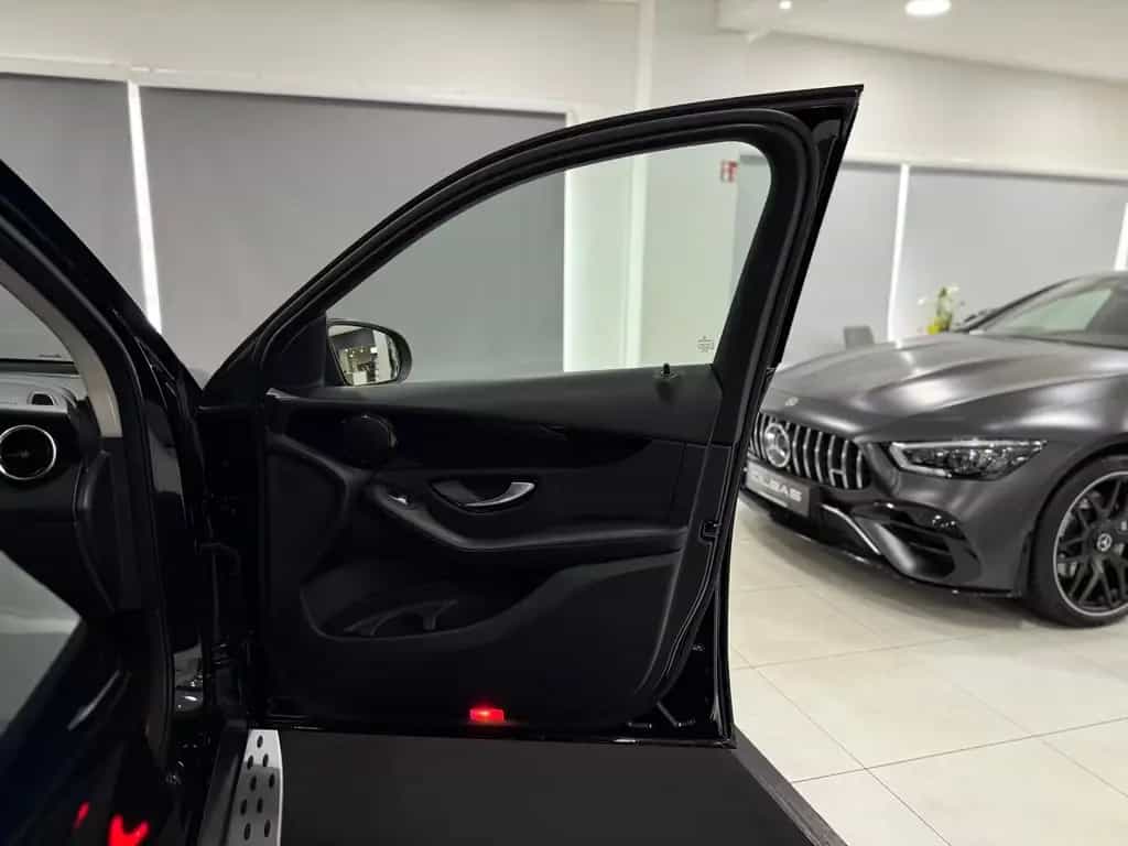 Mercedes-Benz GLC 250 4Matic AMG-LINE*KAMERA*LED*NAVI* 08/2018-photo-21