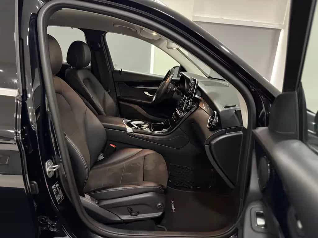 Mercedes-Benz GLC 250 4Matic AMG-LINE*KAMERA*LED*NAVI* 08/2018-photo-26
