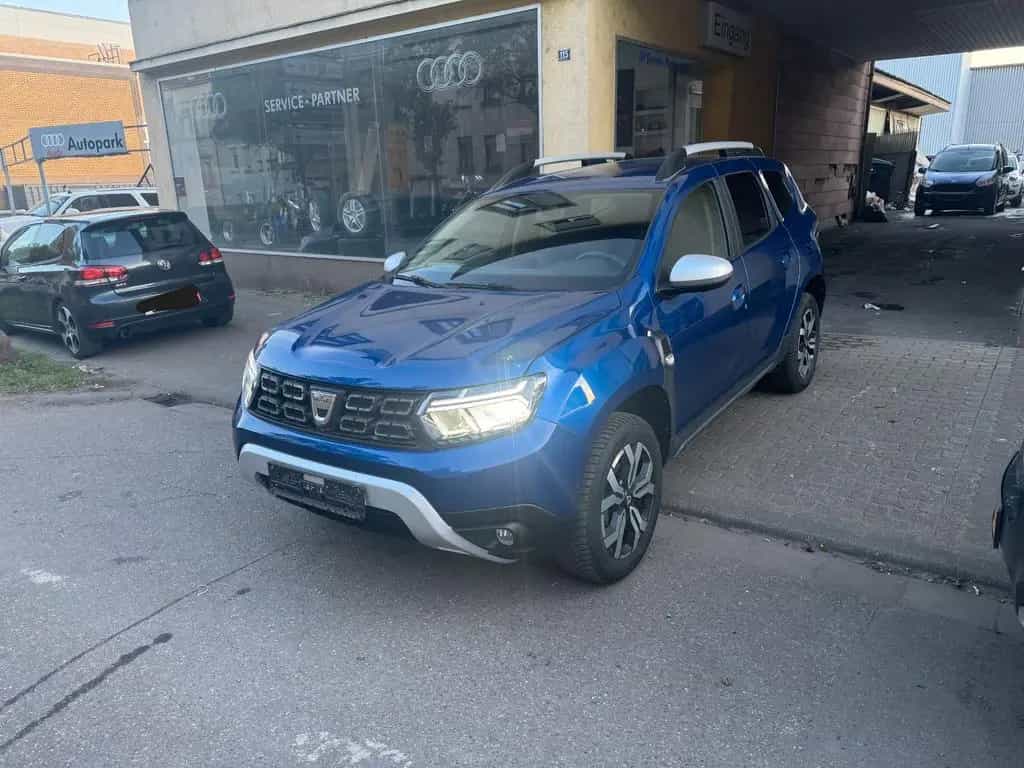 Dacia Duster II Prestige 1.Hand neue TÜV 08/2021-photo-0