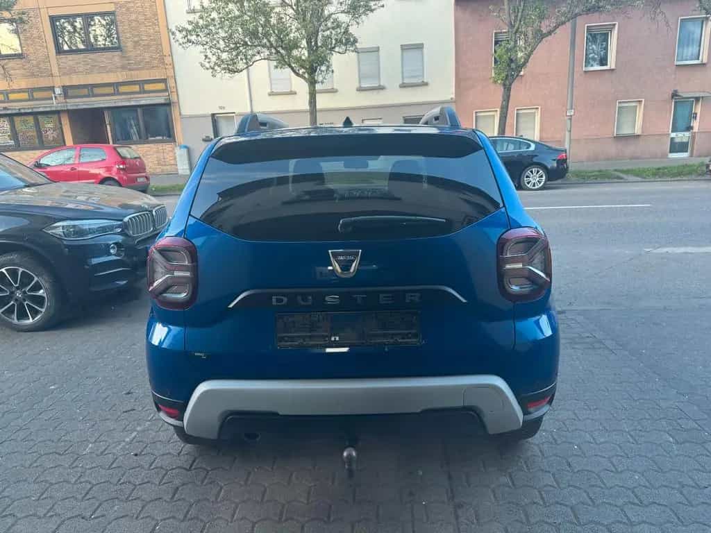 Dacia Duster II Prestige 1.Hand neue TÜV 08/2021-photo-4