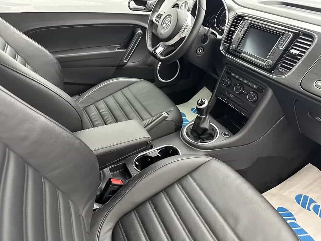 Volkswagen Beetle Karmann BMT "NAVI-MULTI-LEDER-SITZH-PDC" 02/2016-photo-15
