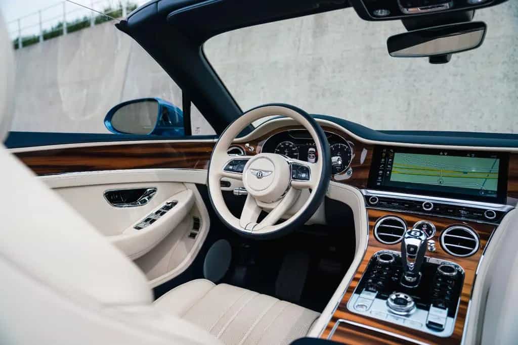 Bentley Continental GTC 06/2021-photo-12