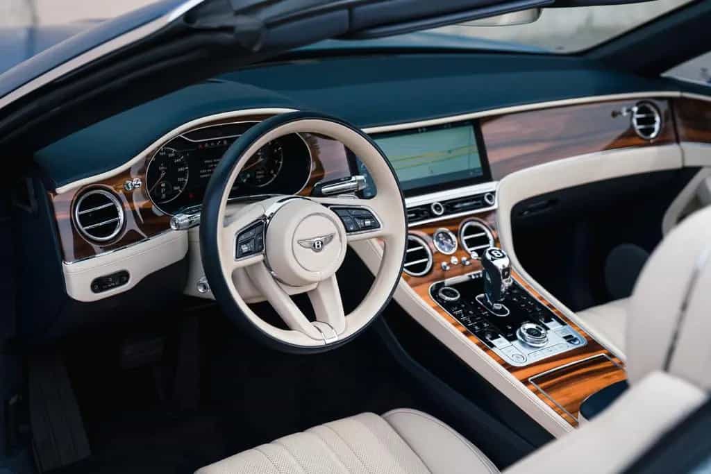 Bentley Continental GTC 06/2021-photo-14