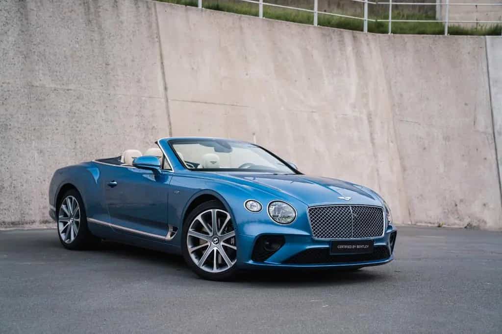 Bentley Continental GTC 06/2021-photo-2
