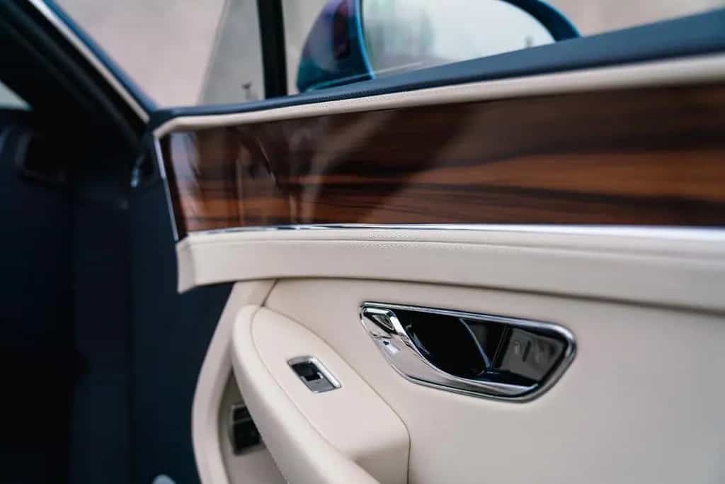 Bentley Continental GTC 06/2021-photo-22