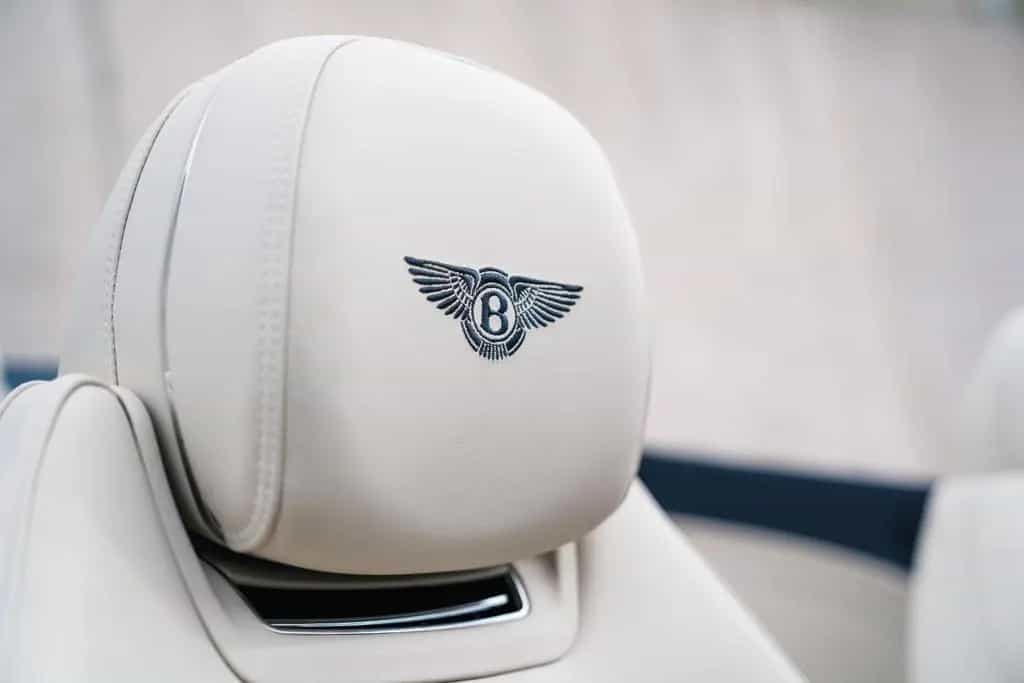 Bentley Continental GTC 06/2021-photo-24