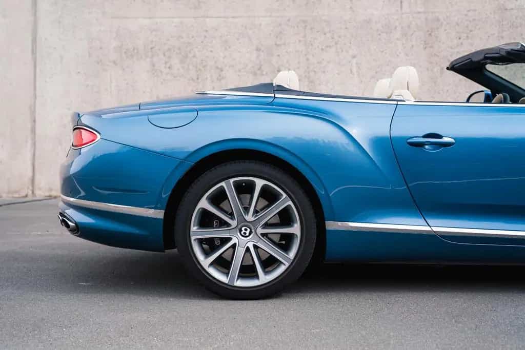 Bentley Continental GTC 06/2021-photo-4