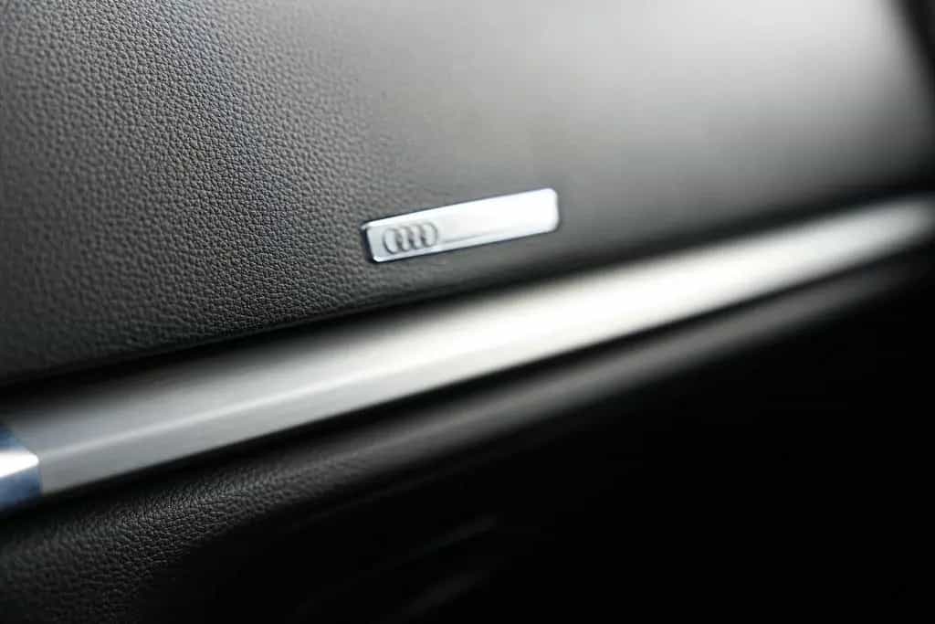 Audi A3 Limousine sport 12/2017-photo-23