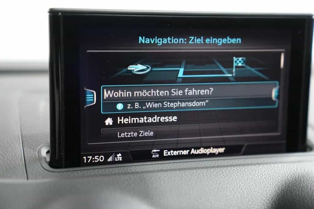 Audi A3 Limousine sport 12/2017-photo-27