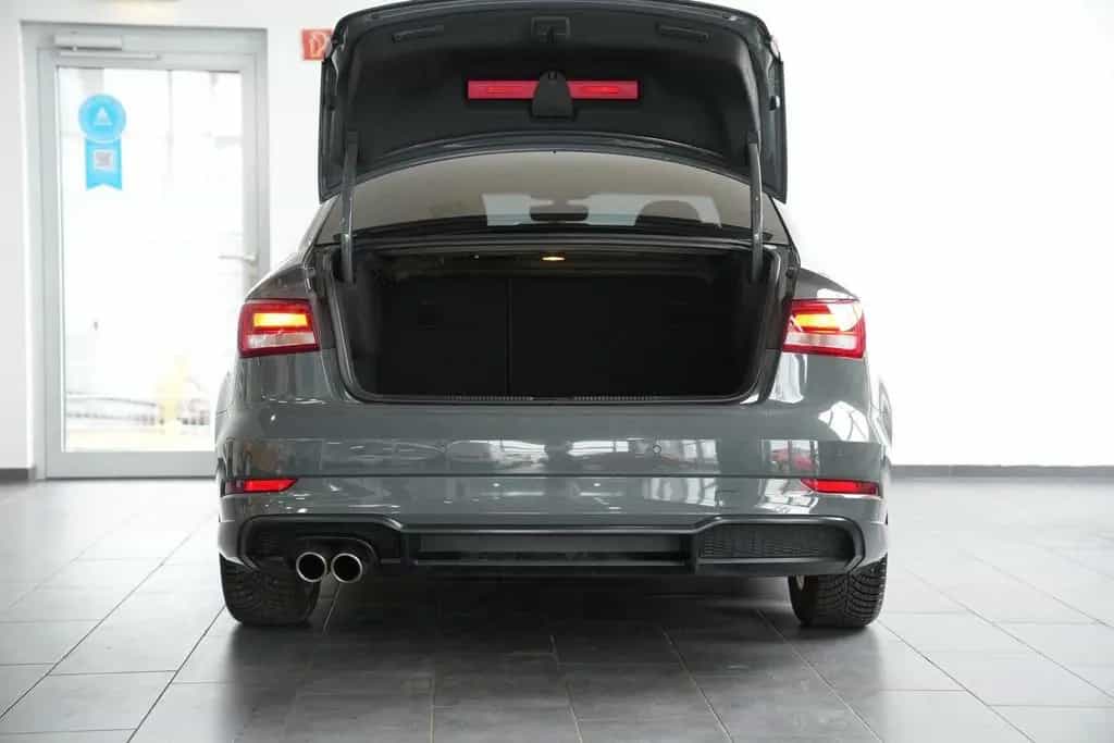 Audi A3 Limousine sport 12/2017-photo-6