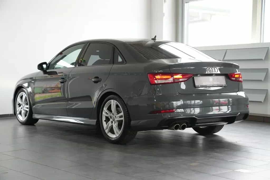 Audi A3 Limousine sport 12/2017-photo-7