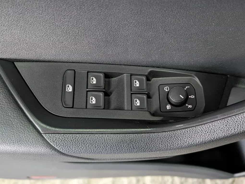 Skoda Karoq Sportline 4x4 2.0 TSI ACC APP 4xSHZ AMBI 12/2019-photo-10