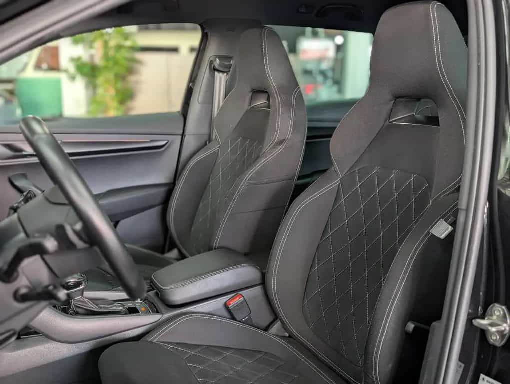 Skoda Karoq Sportline 4x4 2.0 TSI ACC APP 4xSHZ AMBI 12/2019-photo-13