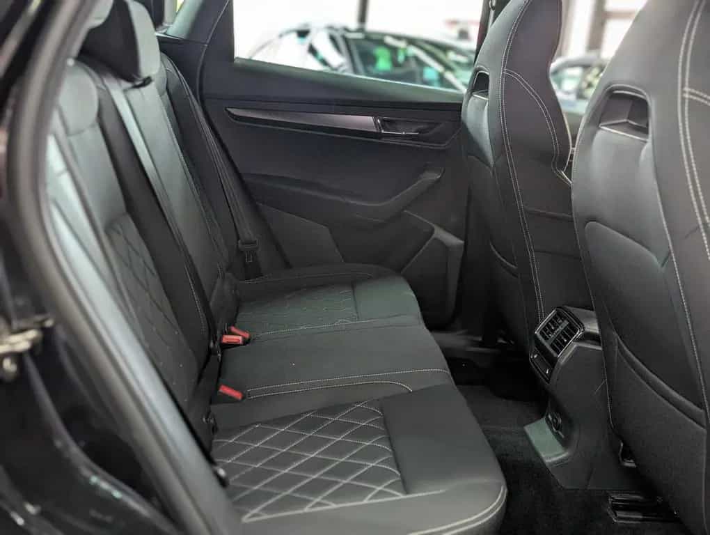 Skoda Karoq Sportline 4x4 2.0 TSI ACC APP 4xSHZ AMBI 12/2019-photo-17