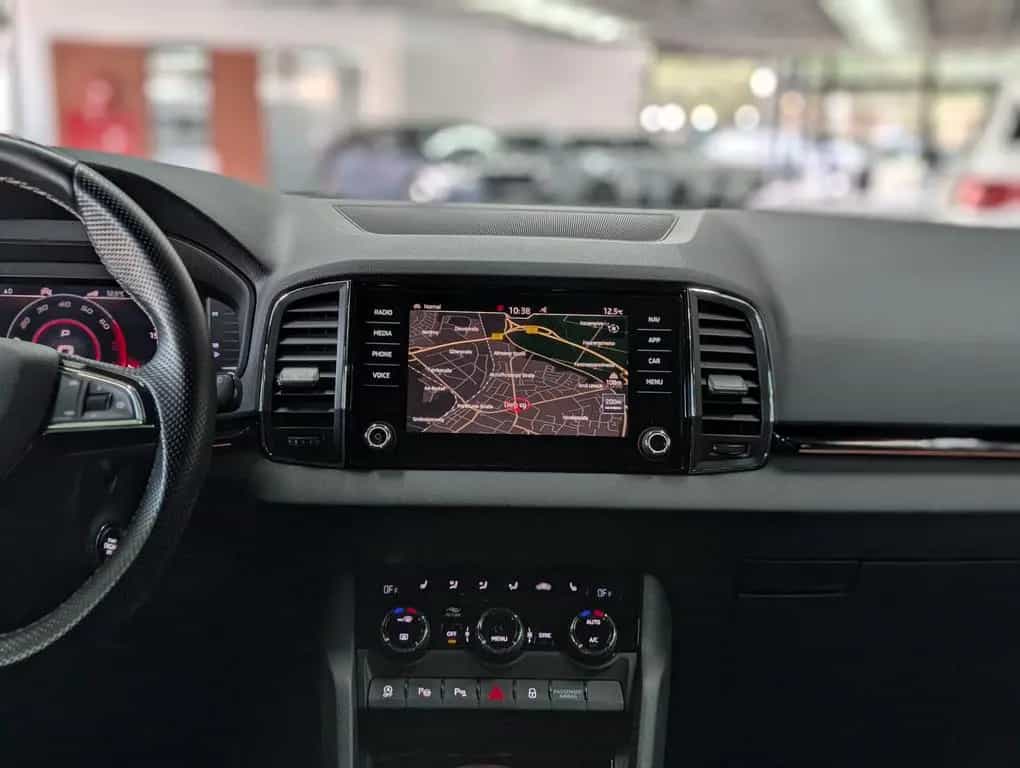 Skoda Karoq Sportline 4x4 2.0 TSI ACC APP 4xSHZ AMBI 12/2019-photo-21