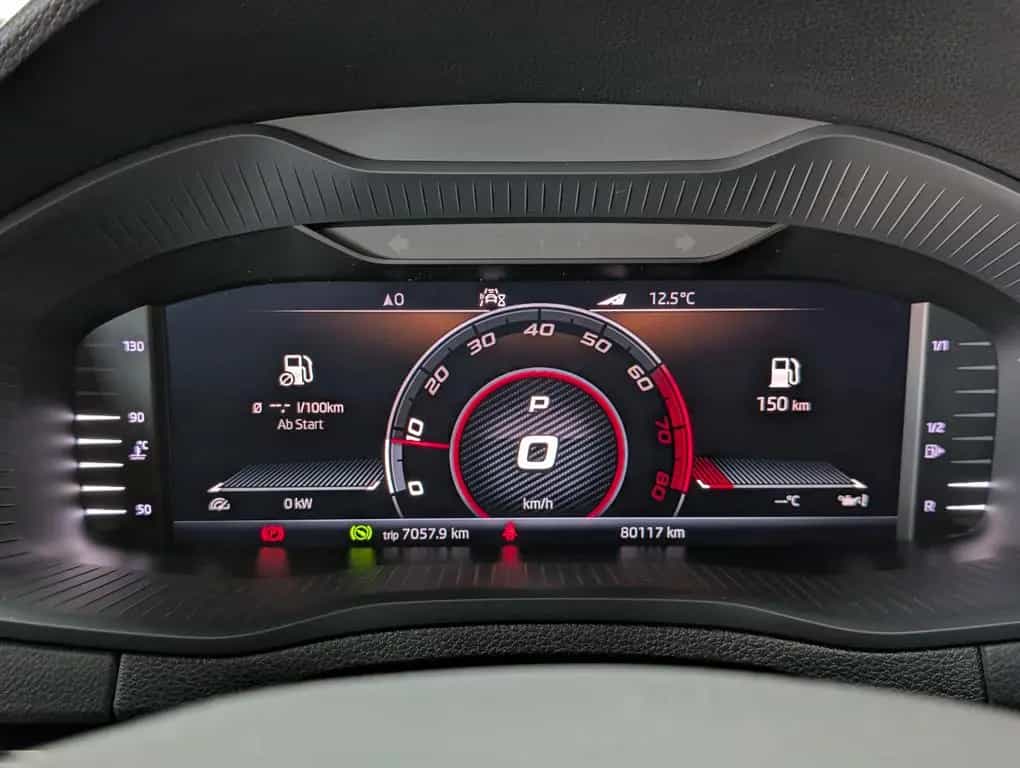 Skoda Karoq Sportline 4x4 2.0 TSI ACC APP 4xSHZ AMBI 12/2019-photo-24