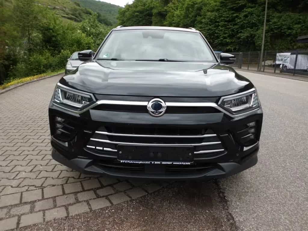 Ssangyong Korando 1.6 e-XDi Diesel Sapphire 4WD 02/2020-photo-3