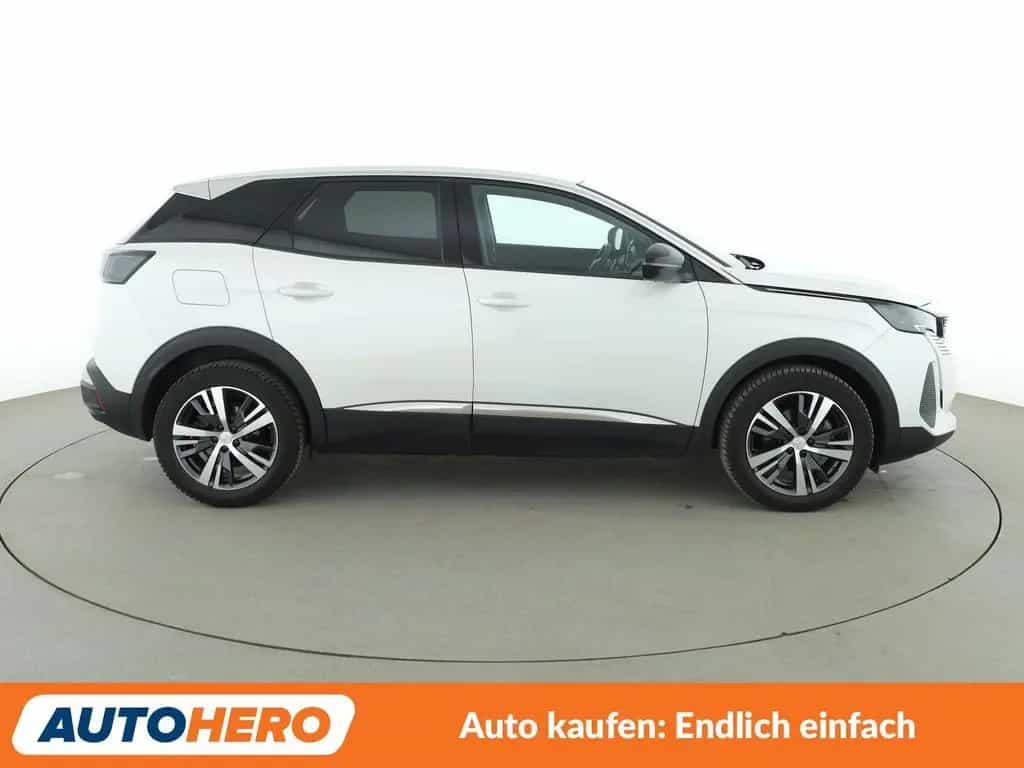 Peugeot 3008 1.2 Mild-Hybrid 136 Allure Pack Aut.*NAVI* 02/2024-photo-6